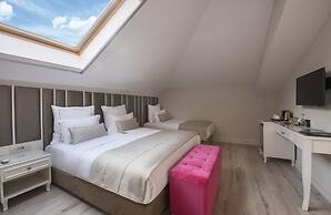 Le Petit Palace Hotel