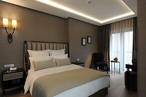 Le Petit Palace Hotel