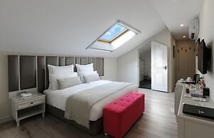 Le Petit Palace Hotel