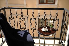 Le Petit Palace Hotel