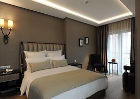 Le Petit Palace Hotel