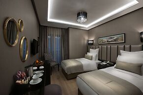 Le Petit Palace Hotel