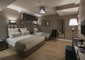 Le Petit Palace Hotel