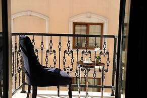 Le Petit Palace Hotel