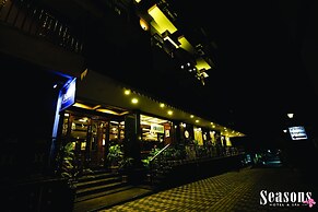 Seasons Hotels & Resorts