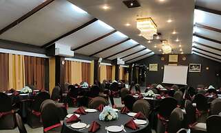 Seasons Hotels & Resorts