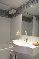 Hotel Venice Beach - Families and Couples Only