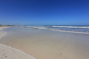 Hotel Venice Beach - Families and Couples Only