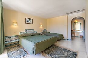 Hotel Venice Beach - Families and Couples Only