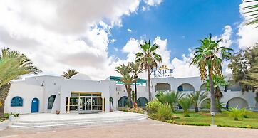 Hotel Venice Beach - Families and Couples Only