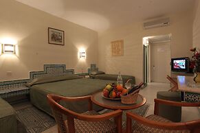 Hotel Venice Beach - Families and Couples Only