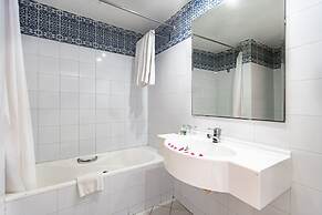 Hotel Venice Beach - Families and Couples Only