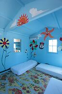 Hotel Venice Beach - Families and Couples Only