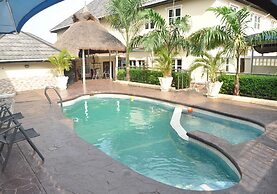 Ne-Yo Hotel and Suites