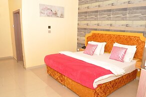 Ne-Yo Hotel and Suites