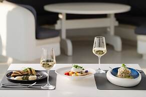 White Dunes Luxury Boutique Hotel