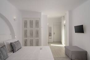 White Dunes Luxury Boutique Hotel