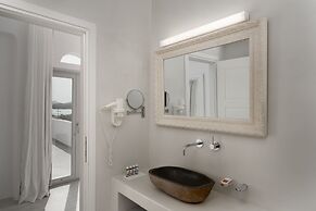 White Dunes Luxury Boutique Hotel