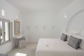 White Dunes Luxury Boutique Hotel