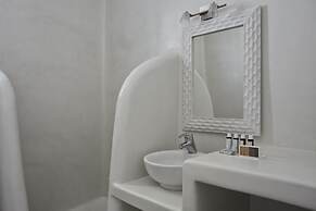 White Dunes Luxury Boutique Hotel