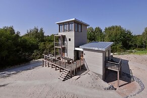 Oasis Punt-West Hotel & Beach Resort
