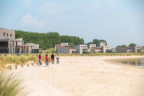 Oasis Punt-West Hotel & Beach Resort