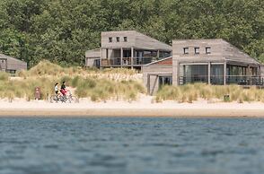 Oasis Punt-West Hotel & Beach Resort