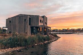 Oasis Punt-West Hotel & Beach Resort