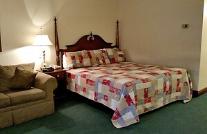 Inn at Amish Door