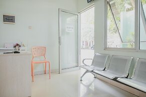 RedDoorz Plus @ Karet Pedurenan 3