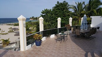 L Anse a L'eau Beach House