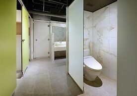 Park City Inn & Hostel - Yonghe Taipei