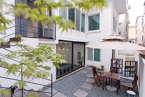 Mono House Hongdae 2