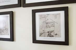 Baan Luang Rajamaitri Historic Inn