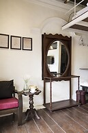 Baan Luang Rajamaitri Historic Inn