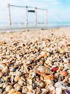 New Travel Beach Resort