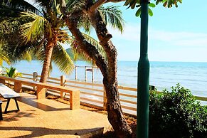 New Travel Beach Resort