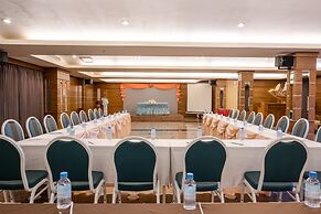 New Travel Beach Resort