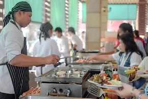 New Travel Beach Resort