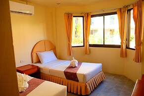 New Travel Beach Resort