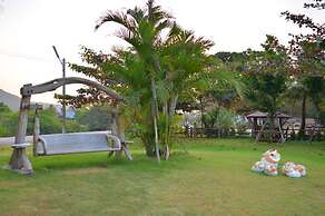 Blues River Resort Chanthaburi