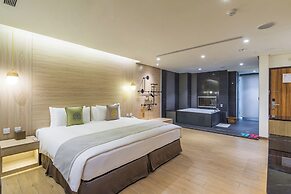 Sun Dialogue Hotel by Cosmos Creation