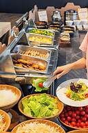 Sun Dialogue Hotel by Cosmos Creation