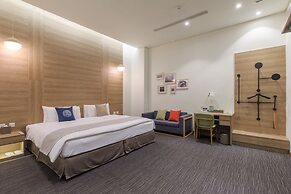 Sun Dialogue Hotel by Cosmos Creation