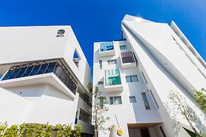 Sun Dialogue Hotel by Cosmos Creation