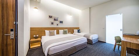 Sun Dialogue Hotel by Cosmos Creation