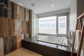 Sun Dialogue Hotel by Cosmos Creation