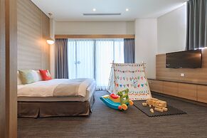 Sun Dialogue Hotel by Cosmos Creation