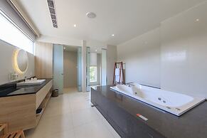 Sun Dialogue Hotel by Cosmos Creation