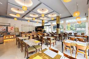 Sun Dialogue Hotel by Cosmos Creation